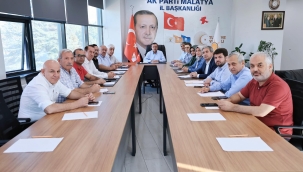 Ak Partide karanlık döneme devam edildi