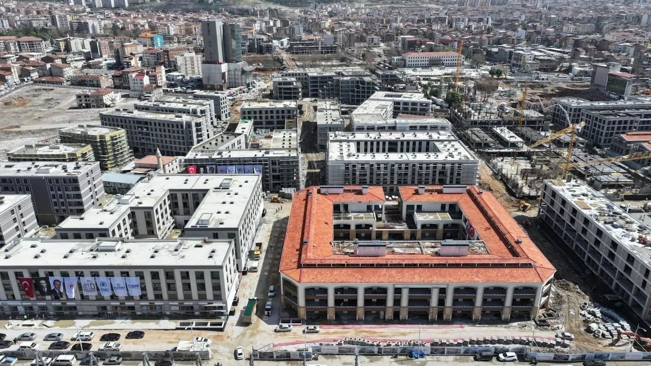 Malatya'da Yeniden İmar Çalışmalarında "Metrekare Tartışması" Büyüyor
