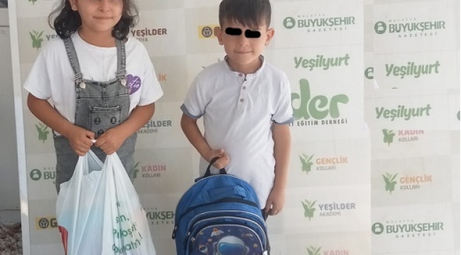YEŞİLDER'den Öğrencilere Çanta ve Kırtasiye Desteği