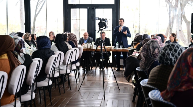 BAŞKAN TAŞKIN AK PARTİ KADIN KOLLARI MAHALLE BAŞKANLARI TOPLANTISINA KATILDI