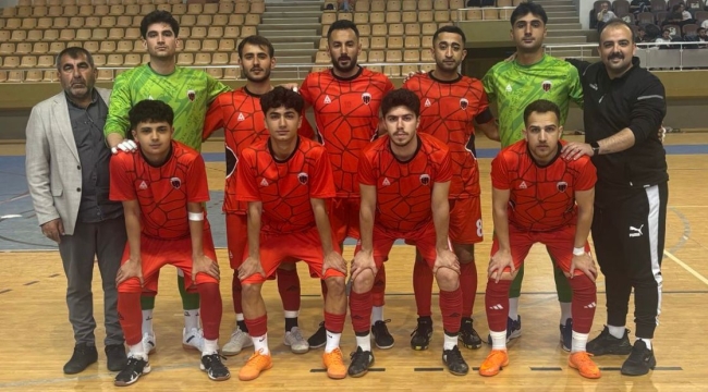  Battalgazi belediyesi şampiyonluk yolunda