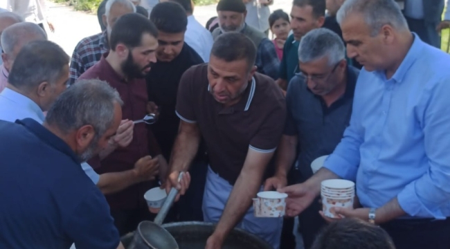 Battalgazi'de aşure ikramı