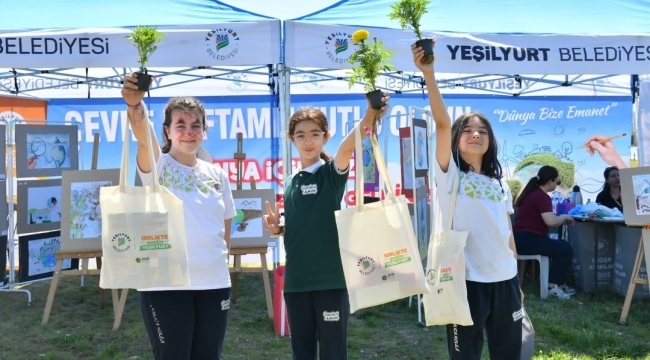 Dünya İçin Çiz" Ortaokullar Arası Resim Yarışması ile Okullar Arası Atık Pil Toplama Yarışması sonuçlandı.