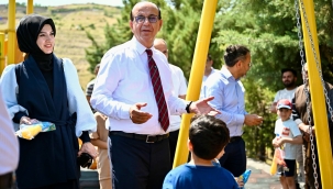 Güneş anerjisiyle çocuk parkı
