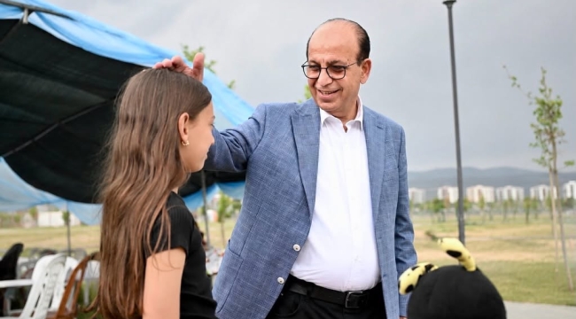 Küçük Ellerden, Büyük Fikirler!" 