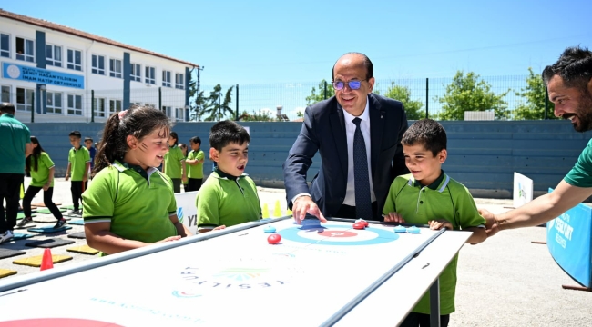 Rotamız Çocuk Neşesi: Yeşilyurt'ta Minikler Şenlikte Buluştu