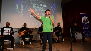 Türk Halk Müziği Ses Yarışması'nın finali gerçekleştirildi.