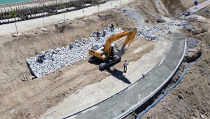 Battalgazi belediyesi parklarda kendi üretimini kullanıyor